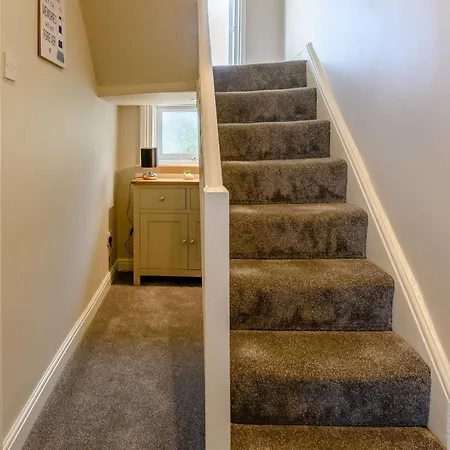 1 Bed In 90911 Scarborough