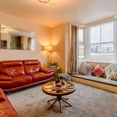 1 Bed In 90911 * Scarborough